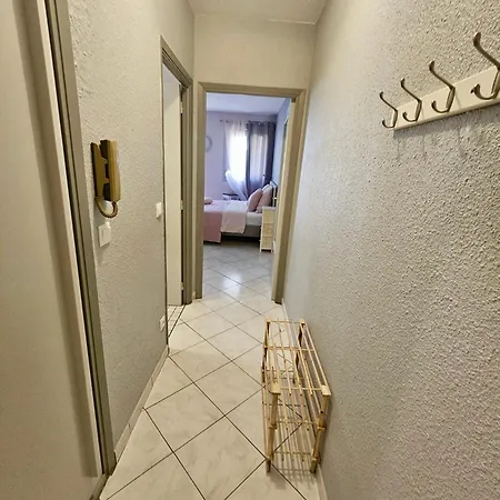 アパート Isola10 *